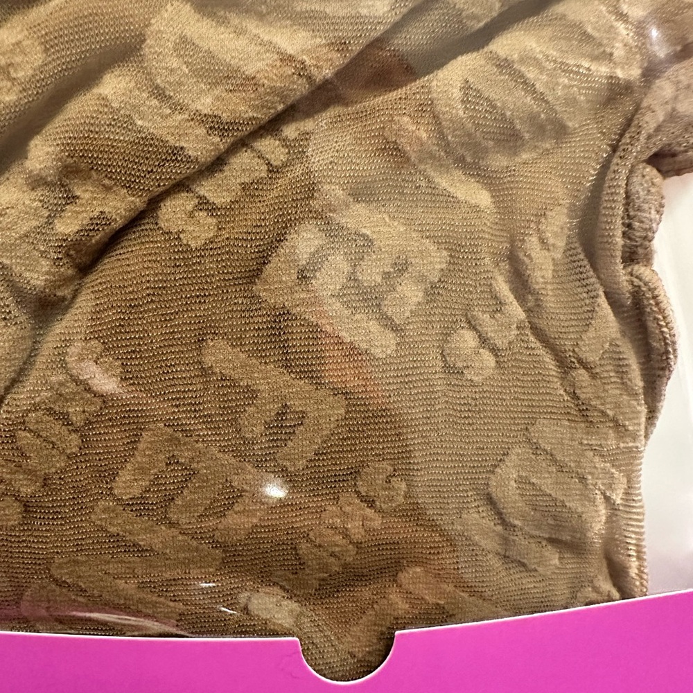 Fendi X Skims- Seamless women’s stockings - BNIB - Picture 7 of 7